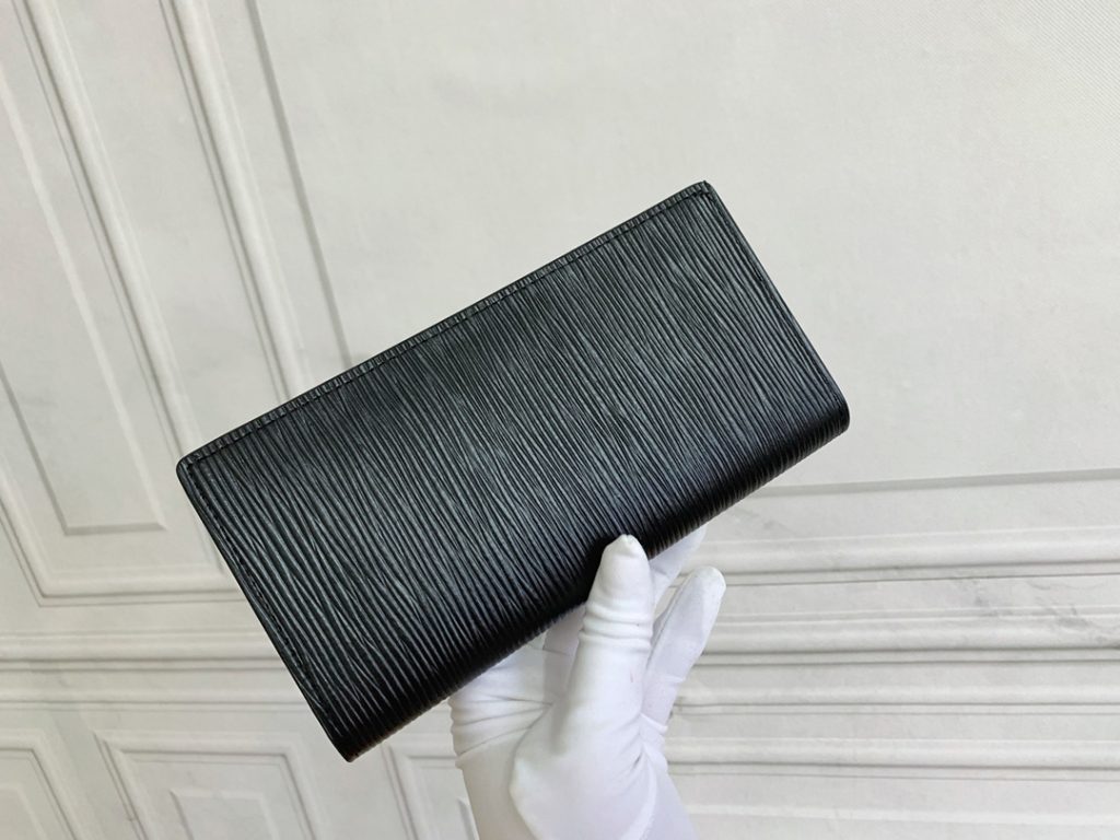 ルイヴィトン 長財布 モノグラム コインポケット付き クラシックなデザイン 上質なレザー 上品で高級感あふれる逸品 - 画像 2