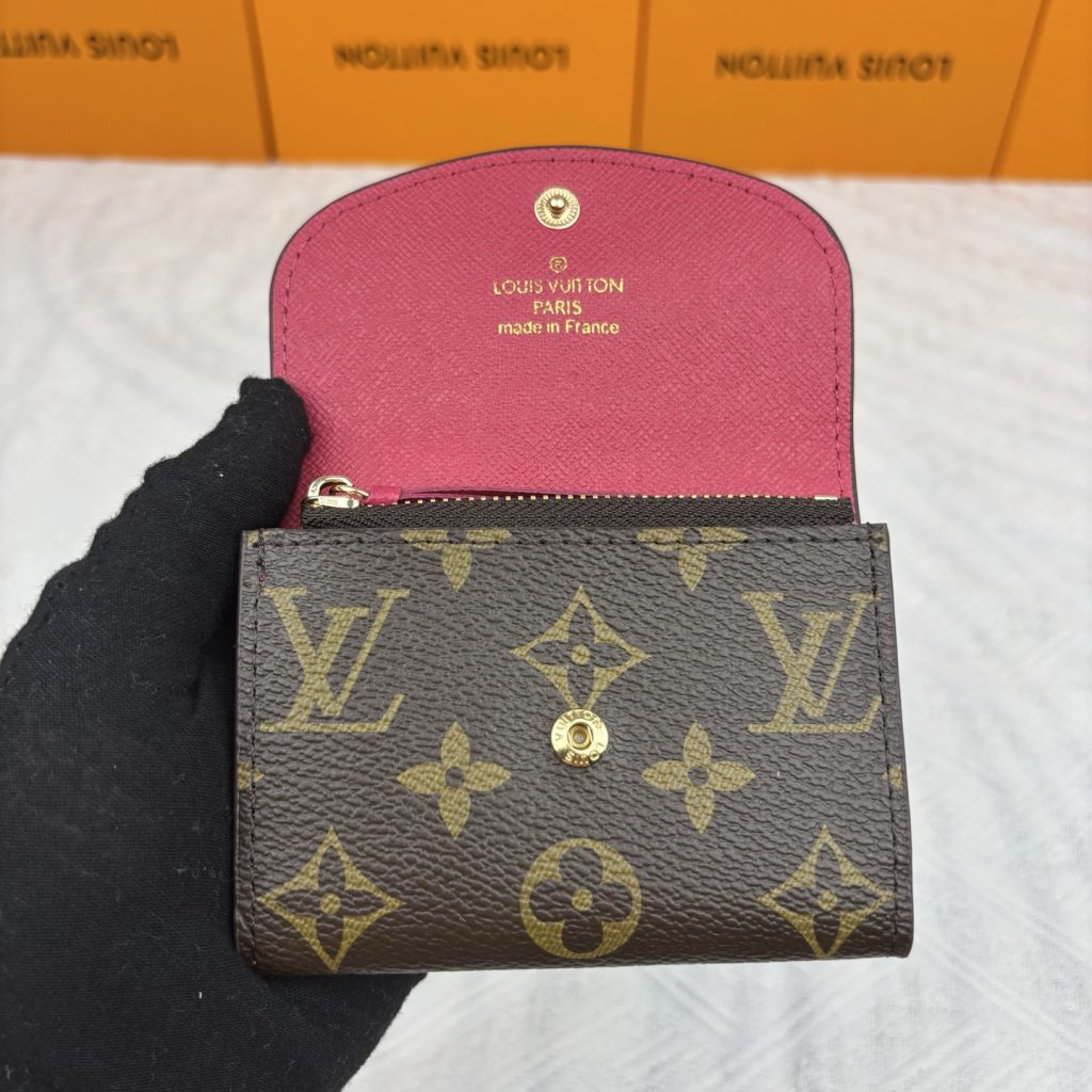 ルイヴィトン（LOUIS VUITTON） 長財布 モノグラム コインホルダー付き クラシックで上品なデザイン 高級感あふれる逸品 - 画像 5