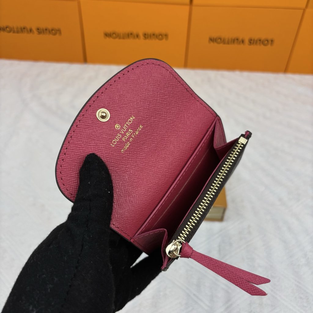 ルイヴィトン（LOUIS VUITTON） 長財布 モノグラム コインホルダー付き クラシックで上品なデザイン 高級感あふれる逸品 - 画像 6