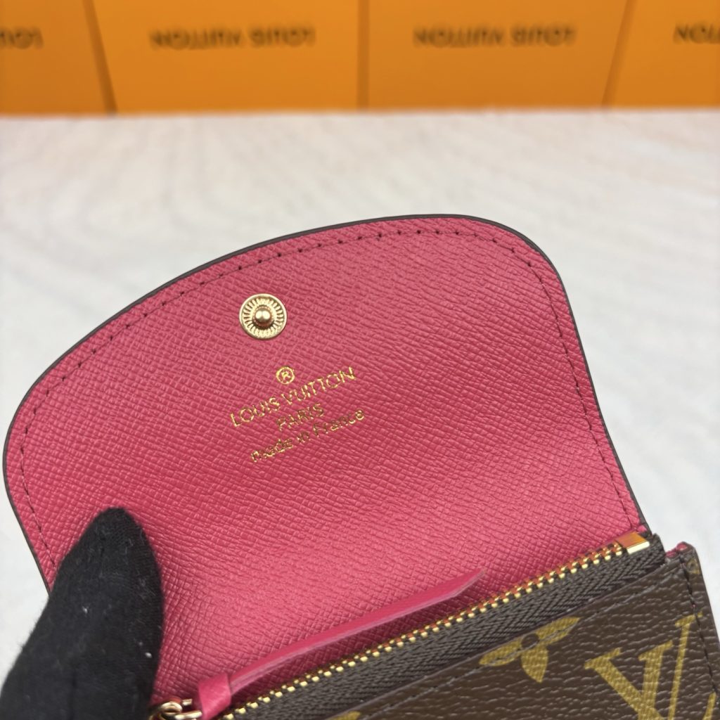 ルイヴィトン（LOUIS VUITTON） 長財布 モノグラム コインホルダー付き クラシックで上品なデザイン 高級感あふれる逸品 - 画像 7