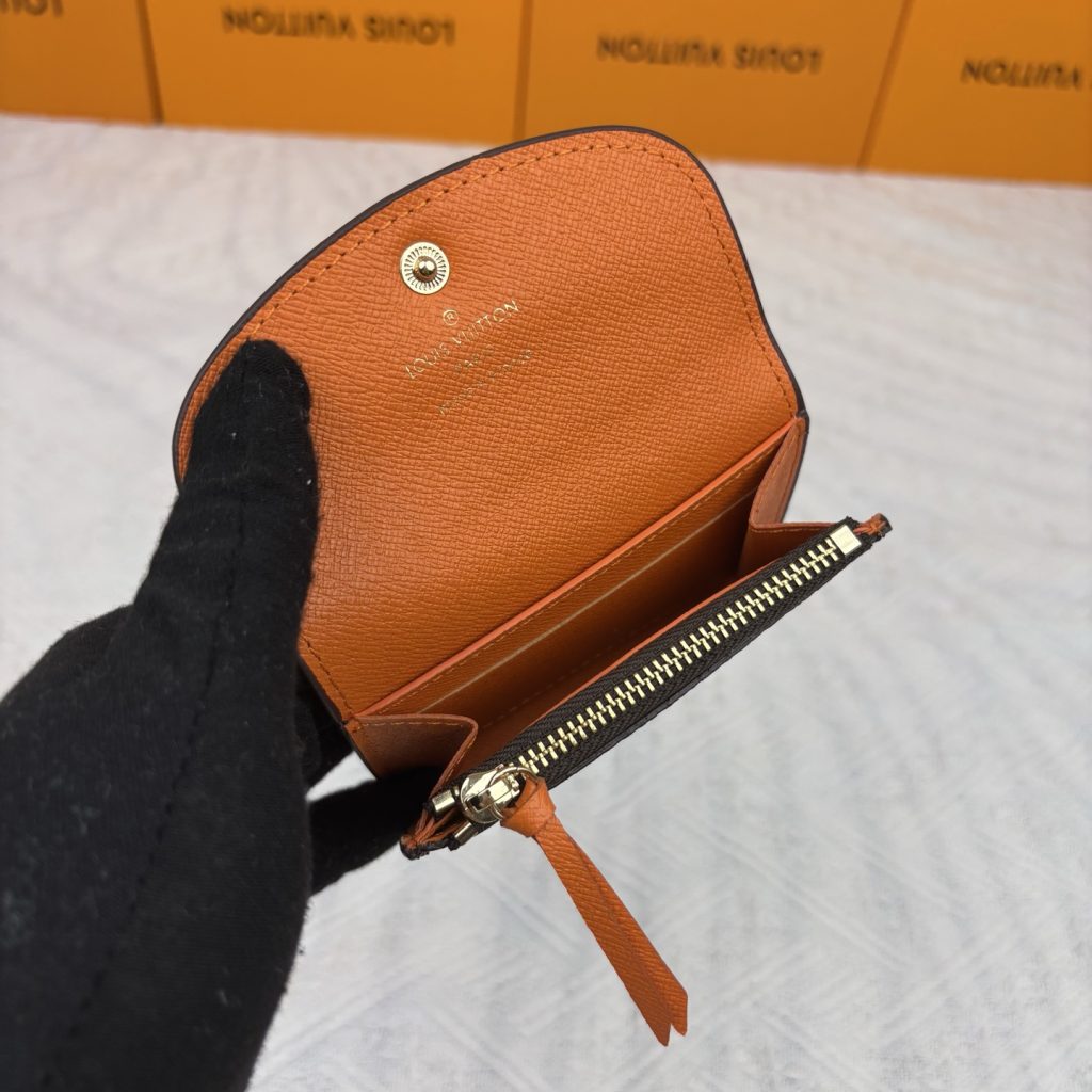 ルイヴィトン（LOUIS VUITTON） 長財布 モノグラム クラシックなデザイン 上質なレザー 上品で高級感のある一枚 - 画像 6