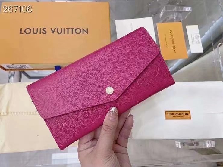 ルイヴィトン（LOUIS VUITTON） 長財布 モノグラム クラシックなデザイン 上質なレザー 上品で高級感あふれる逸品です - 画像 3