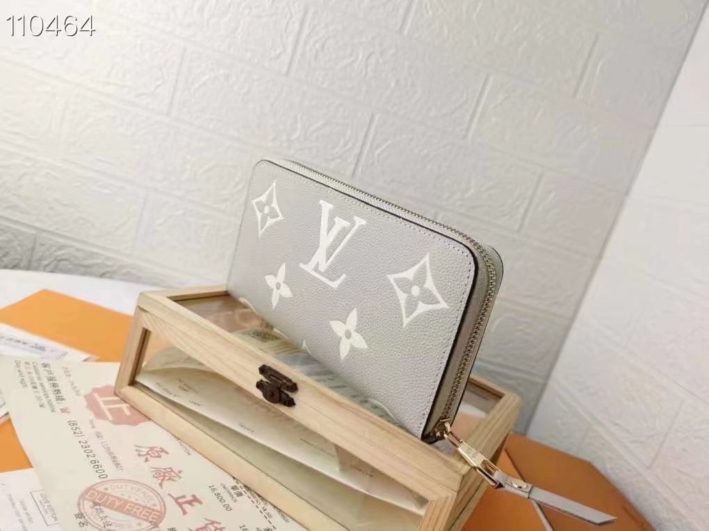 ルイヴィトン（LOUIS VUITTON） 長財布 モノグラム クラシックなデザイン 上質なレザー 上品で高級感あふれる逸品です - 画像 2