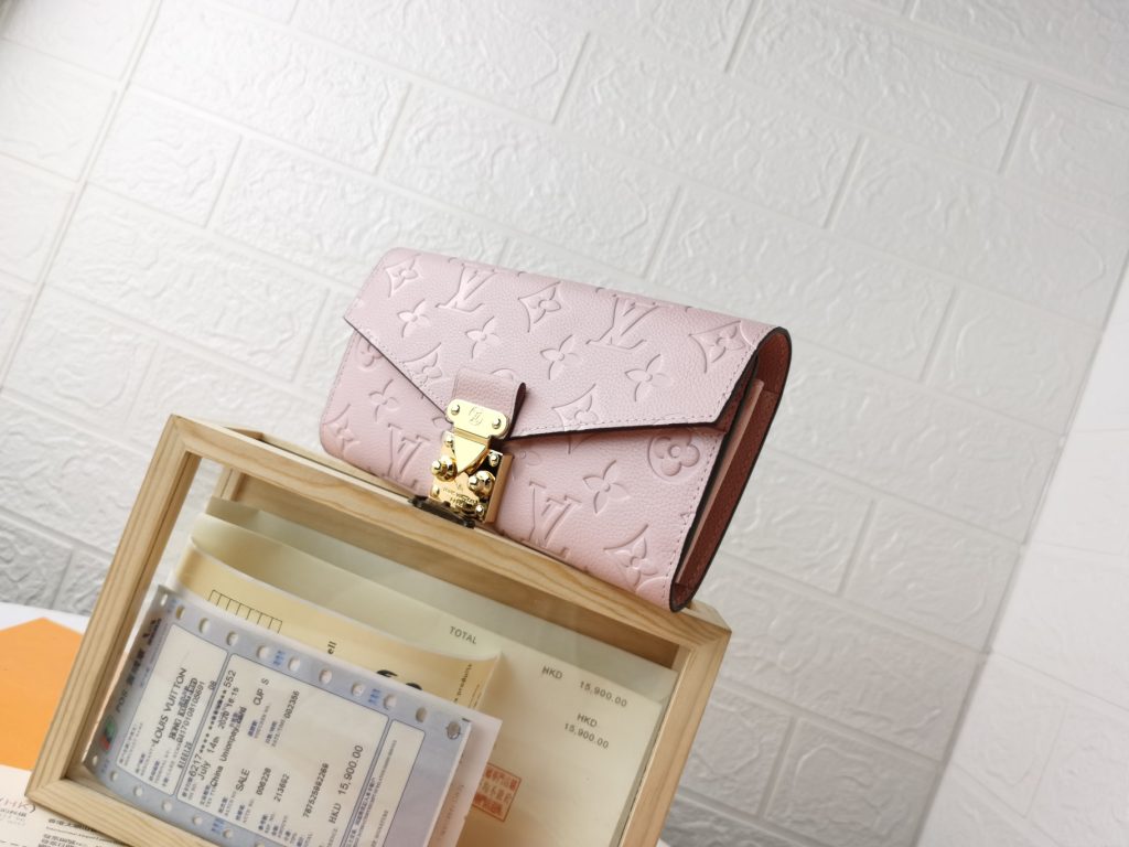ルイ・ヴィトン モノグラムキャンバス 上品な長財布 レディースへのギフトに最適な定番モデル - 画像 3