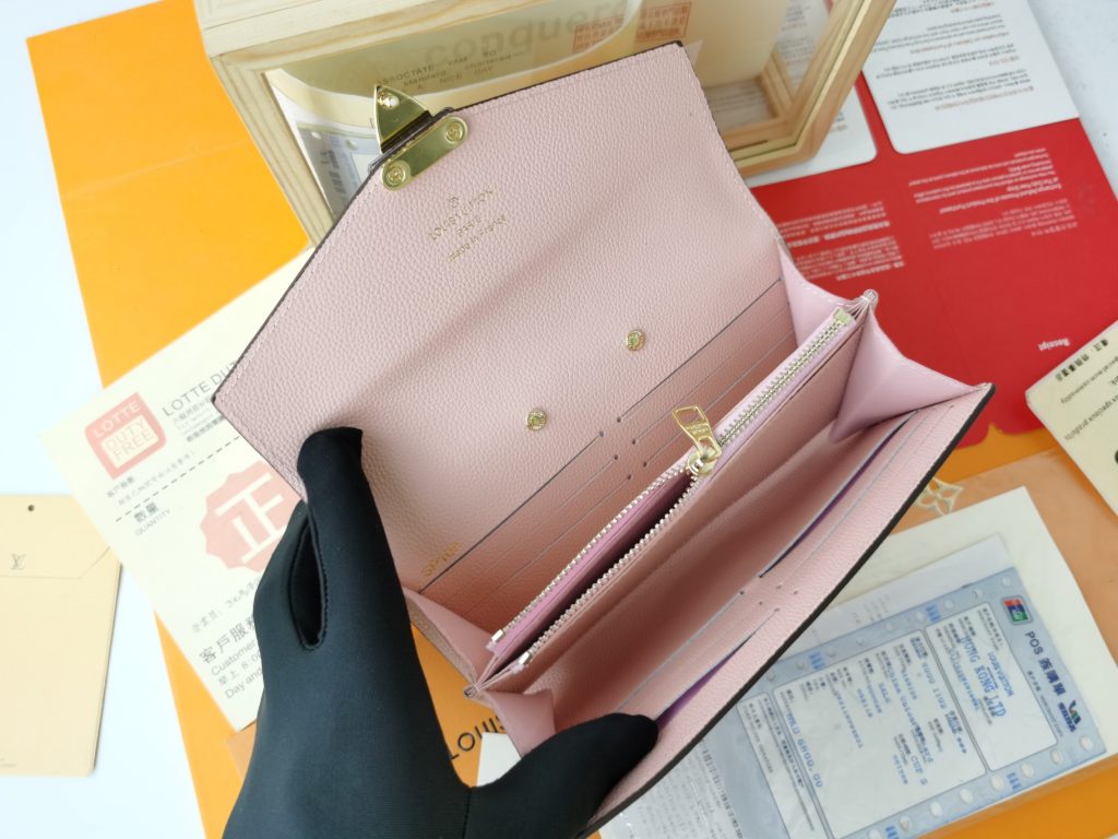 ルイ・ヴィトン モノグラムキャンバス 上品な長財布 レディースへのギフトに最適な定番モデル - 画像 7