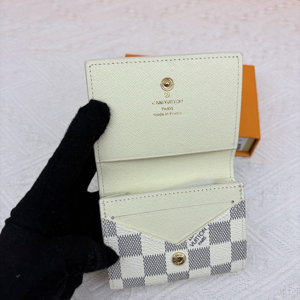 ルイ・ヴィトン モノグラムキャンバス 上品な長財布 レディース向け ギフトにも最適な定番モデル - 画像 5