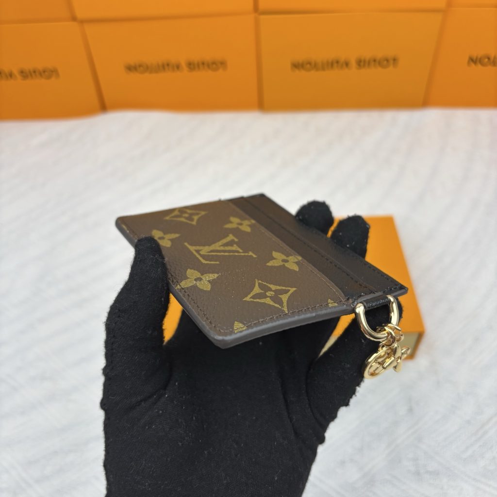 ルイ・ヴィトン モノグラムキャンバス 上品な長財布 レディース ギフトにも最適な定番モデル - 画像 3
