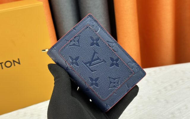 通勤目線で見るLOUIS VUITTONの財布の印象