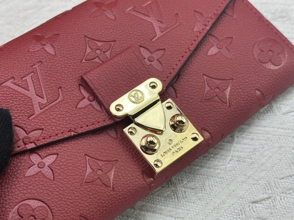 ルイ・ヴィトン モノグラムキャンバス 上品な長財布 レディースへのギフトに最適な定番モデル - 画像 6