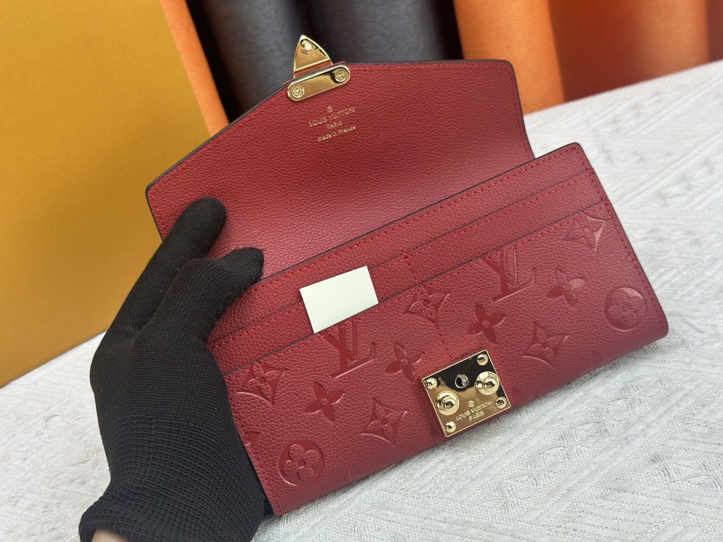 ルイ・ヴィトン モノグラムキャンバス 上品な長財布 レディースへのギフトに最適な定番モデル - 画像 7
