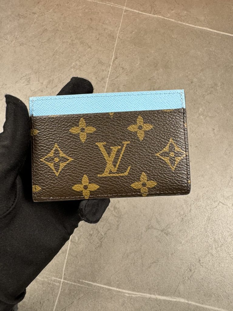 ルイ・ヴィトン モノグラムキャンバス 上品な長財布 レディースのギフトに最適な定番モデル - 画像 2