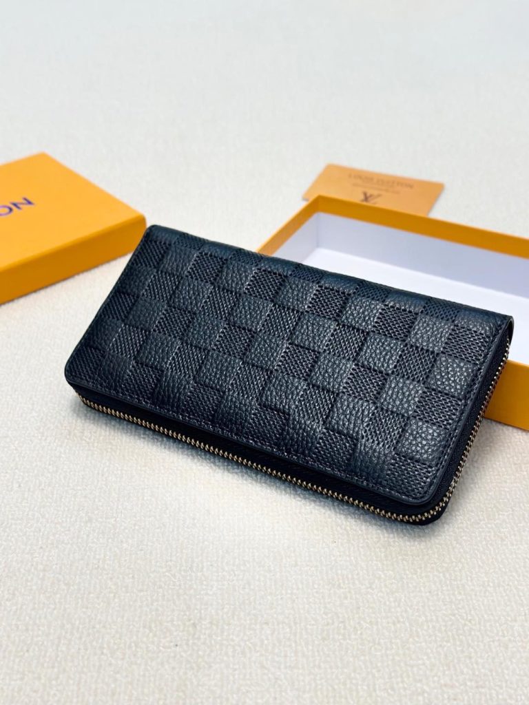 ルイ・ヴィトン モノグラムキャンバス 上品な長財布 レディース ギフトにも最適な定番モデル - 画像 3