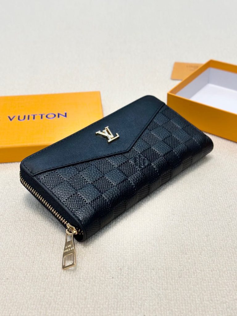 ルイ・ヴィトン モノグラムキャンバス 上品な長財布 レディース ギフトにも最適な定番モデル - 画像 4