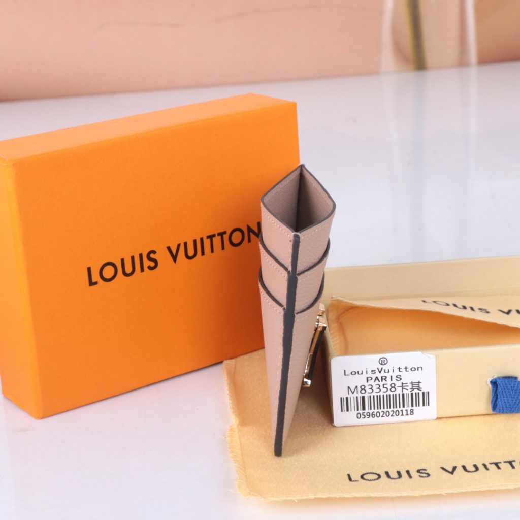 ルイ・ヴィトン モノグラムキャンバス 上品な長財布 レディース ギフトにも最適な定番モデル - 画像 6
