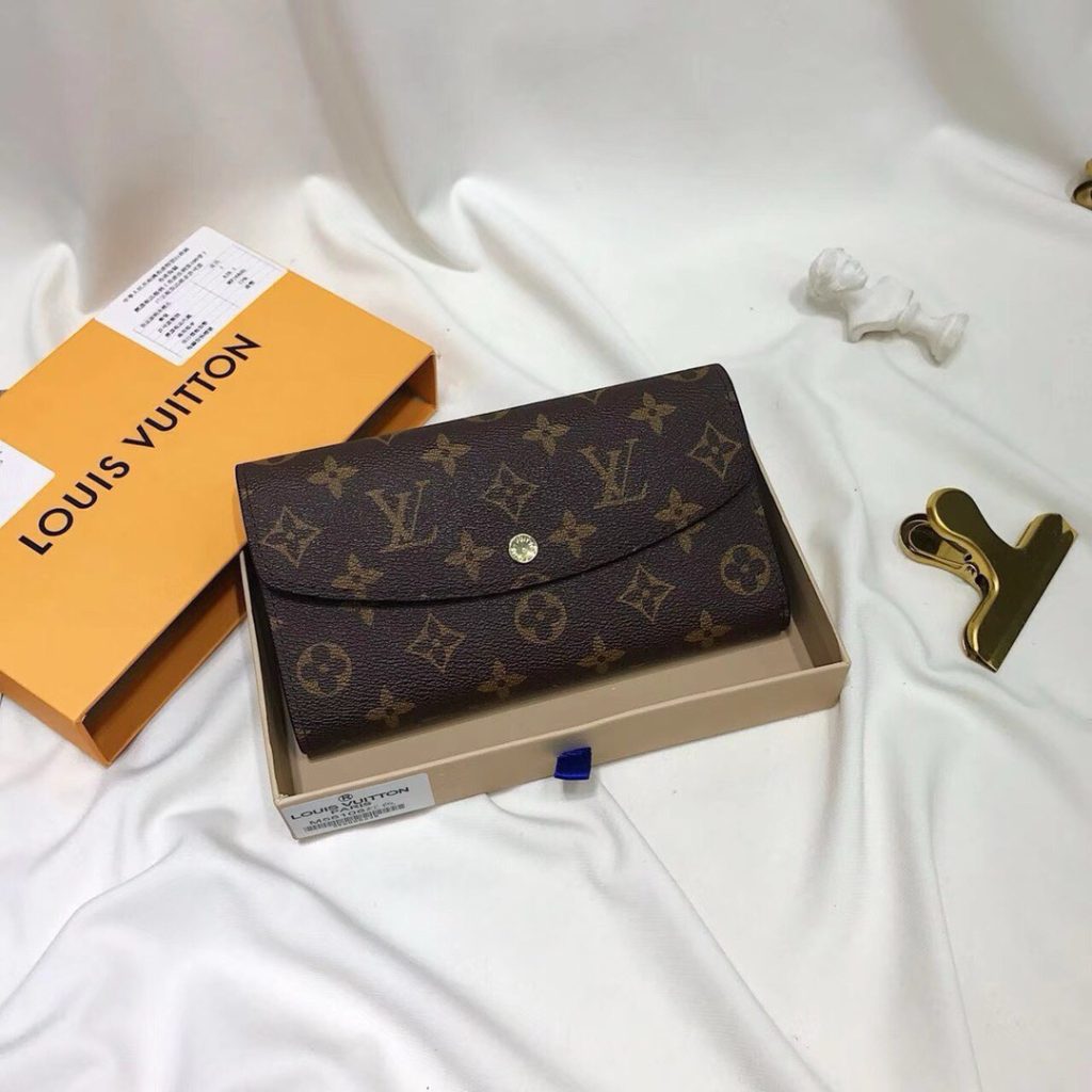 ルイ・ヴィトン モノグラムキャンバス 上品な長財布 レディース ギフトにも最適な定番モデル - 画像 8