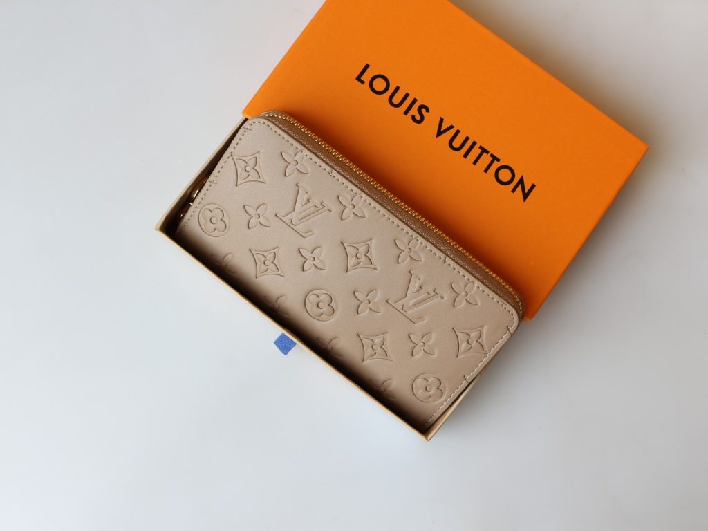 ルイ・ヴィトン モノグラムキャンバス 上品な長財布 レディースへのギフトに最適な定番モデル - 画像 4