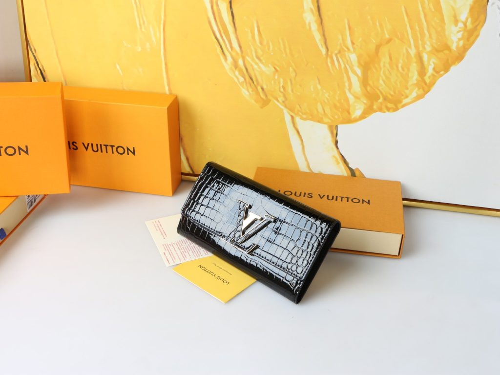 ルイ・ヴィトン モノグラムキャンバス 上品な長財布 レディースへのギフトに最適な定番モデル - 画像 3