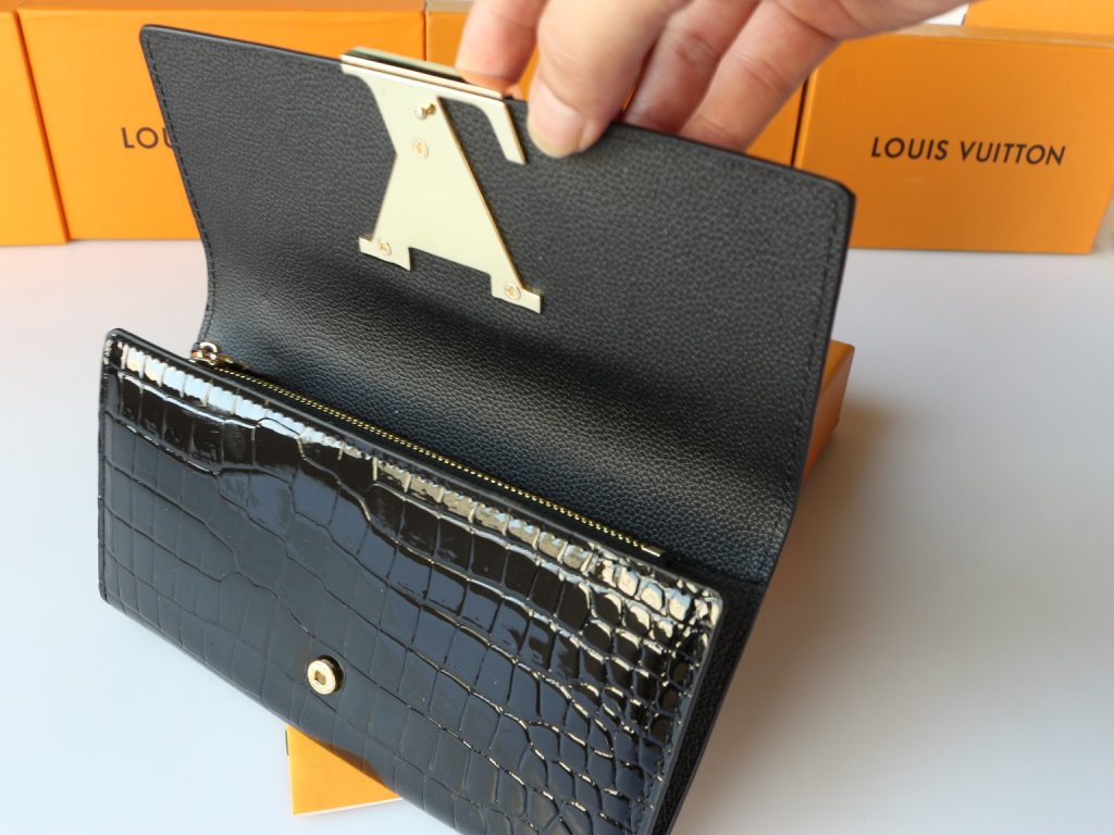 ルイ・ヴィトン モノグラムキャンバス 上品な長財布 レディースへのギフトに最適な定番モデル - 画像 7