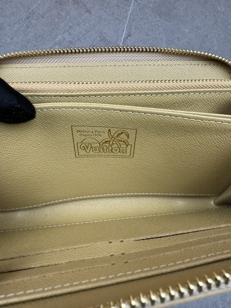 ルイ・ヴィトン モノグラムキャンバス 上品な長財布 レディース ギフトにも最適な定番モデル - 画像 8