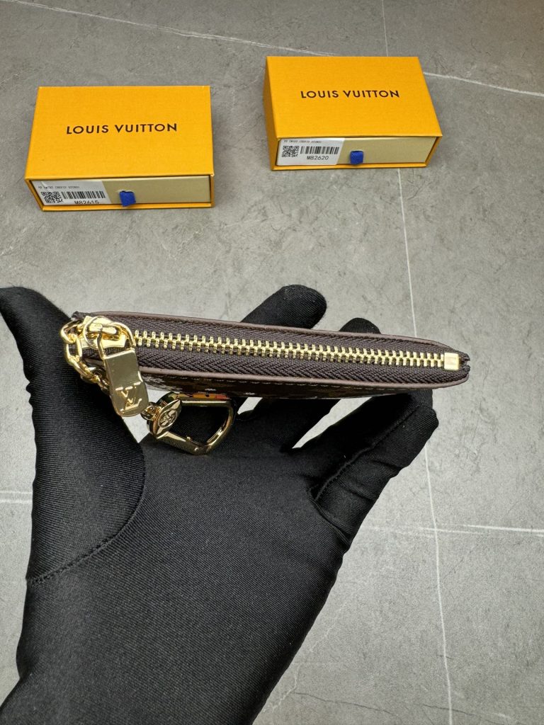 ルイ・ヴィトン モノグラムキャンバス 上品な長財布 ビジネスからフォーマルまで幅広くご利用いただけます - 画像 3
