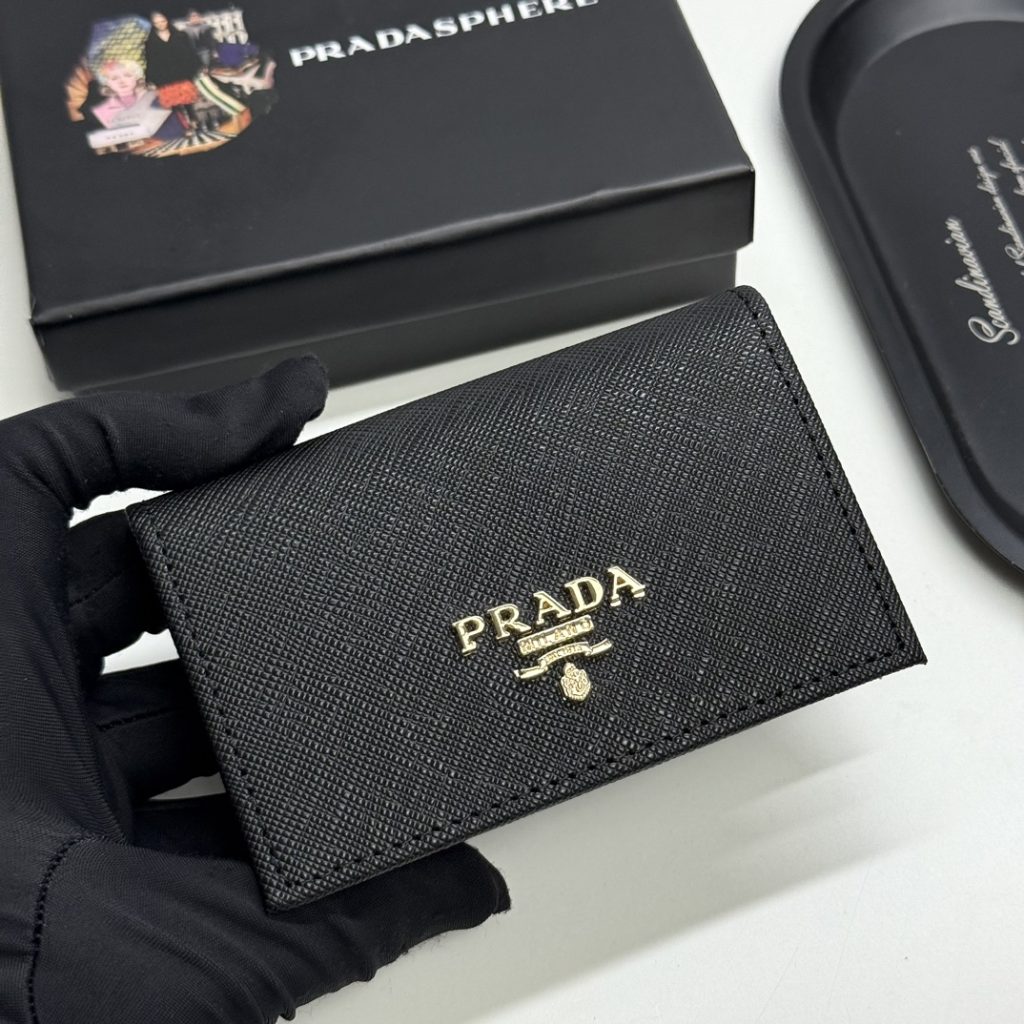 プラダ モノグラムキャンバス 上品な長財布 レディース ギフトにも最適な定番モデル - 画像 2