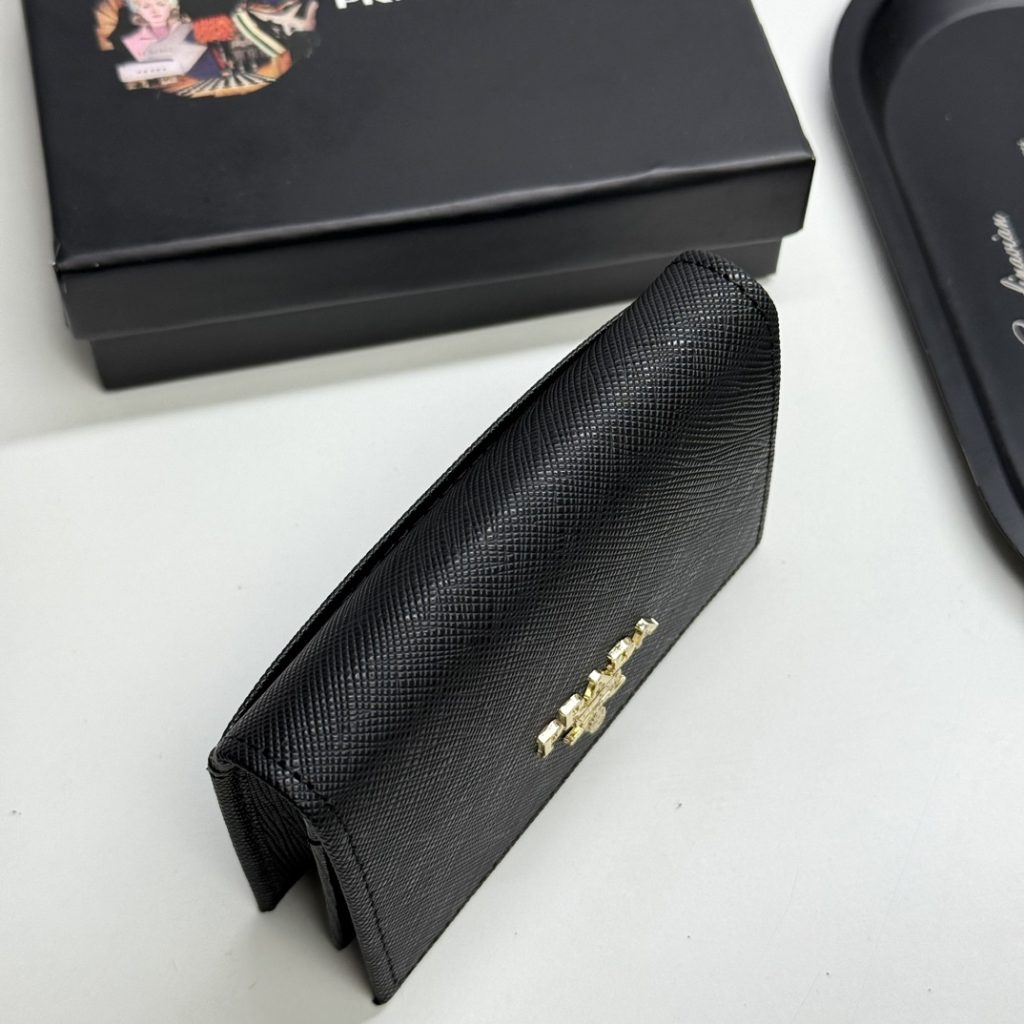 プラダ モノグラムキャンバス 上品な長財布 レディース ギフトにも最適な定番モデル - 画像 7