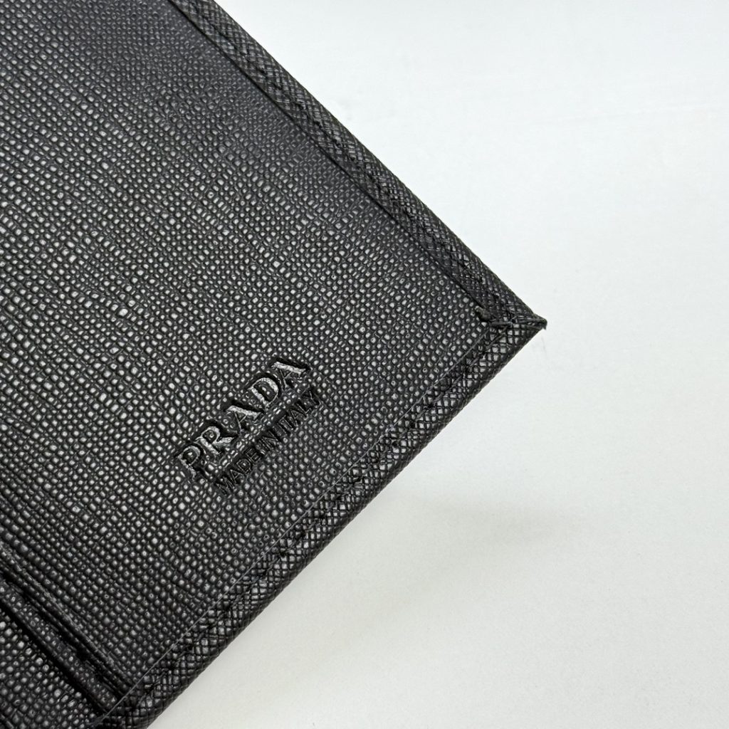 プラダ モノグラムキャンバス 上品な長財布 レディース ギフトにも最適な定番モデル - 画像 8