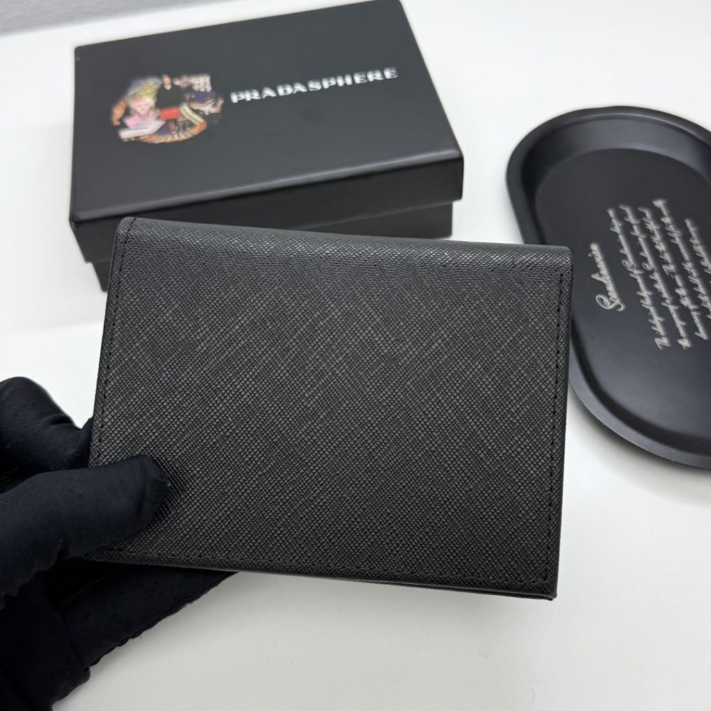 プラダ モノグラムキャンバス 上品な長財布 レディース人気モデル ギフトにも最適 - 画像 3