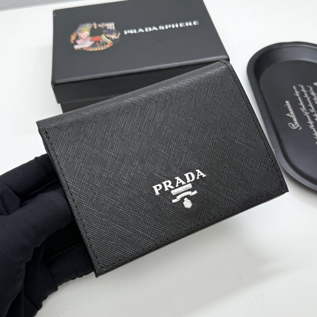 プラダ モノグラムキャンバス 上品な長財布 レディース人気モデル ギフトにも最適 - 画像 4