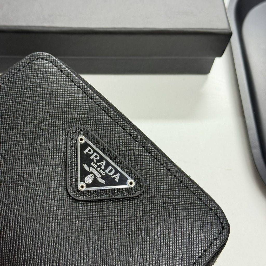 プラダ モノグラムキャンバス 上品な長財布 レディース人気モデル ギフトにも最適 - 画像 5