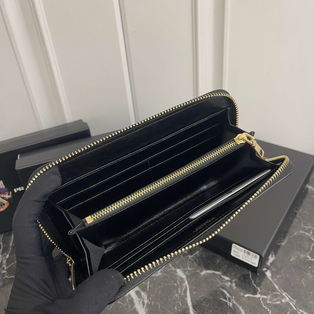 プラダ モノグラムキャンバス 上品な長財布 レディース ギフトにも最適な定番モデル - 画像 7