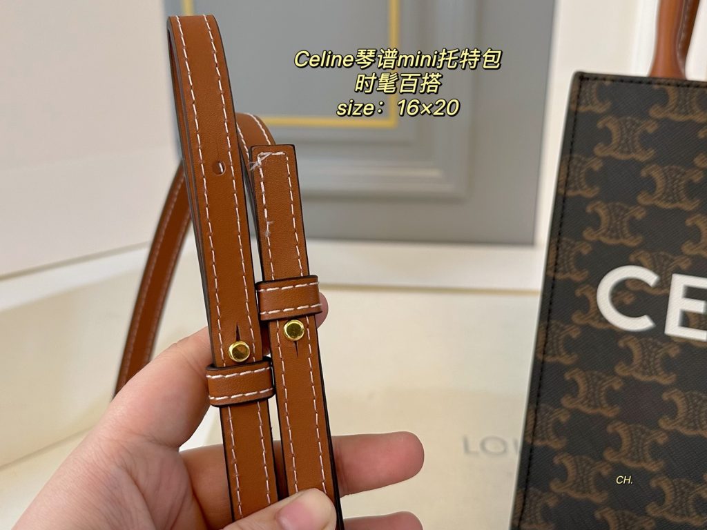 セリーヌ ショルダーバッグ 上質なモノグラムキャンバス 落ち着いたブラウン ギフトにも最適なレディースモデル - 画像 7