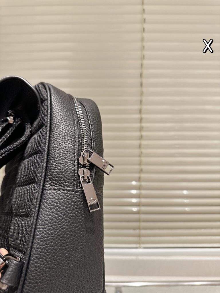 Diorディオール ショルダーバッグ 上質なモノグラムキャンバス 洗練されたデザイン レディースに人気の定番モデル - 画像 6
