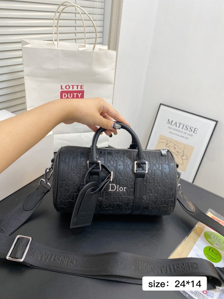 Diorディオール ショルダーバッグ｜通勤の日に失敗しにくい選び方