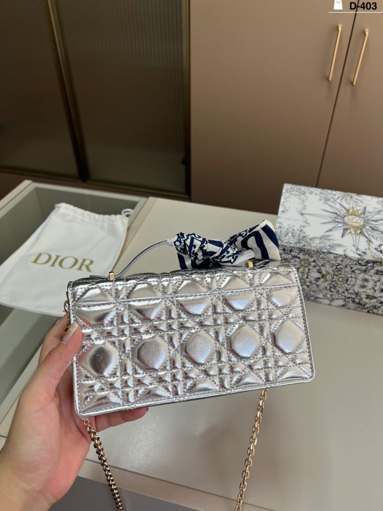 Diorディオール モノグラムキャンバス 上品なショルダーバッグ レディース人気モデル ギフトにも最適 - 画像 4