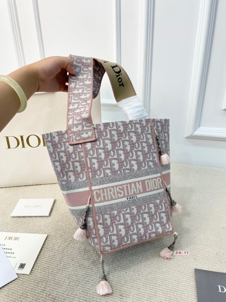 Diorディオール モノグラムキャンバス 上品なショルダーバッグ レディース向けギフトに最適 - 画像 3