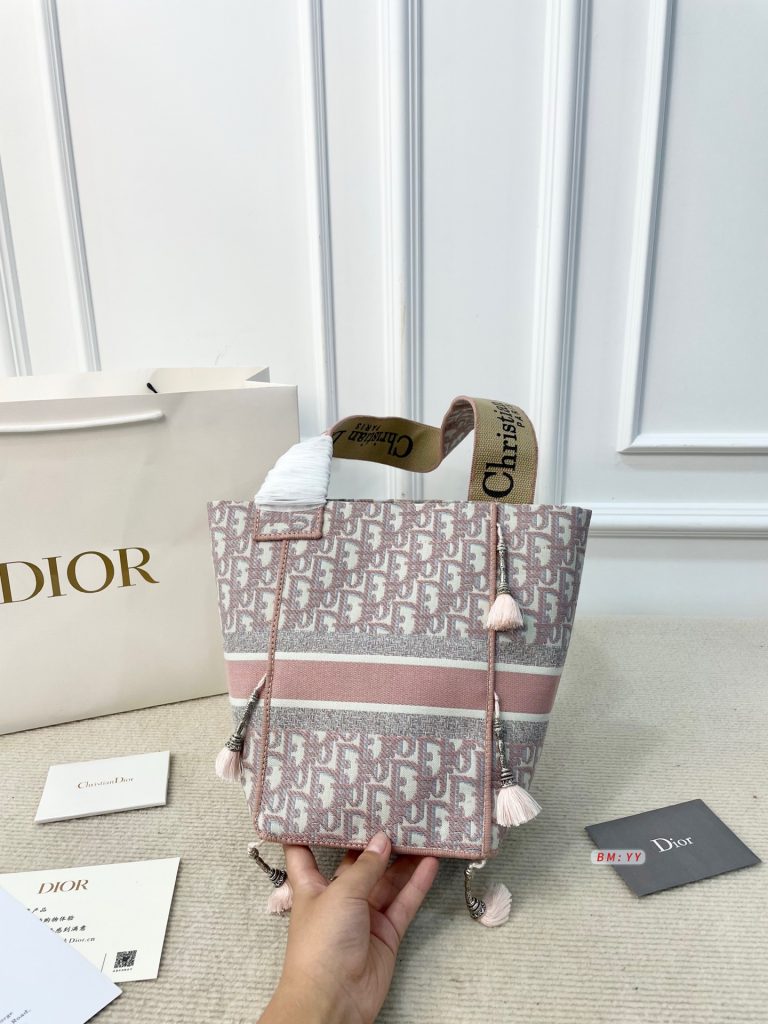 Diorディオール モノグラムキャンバス 上品なショルダーバッグ レディース向けギフトに最適 - 画像 7