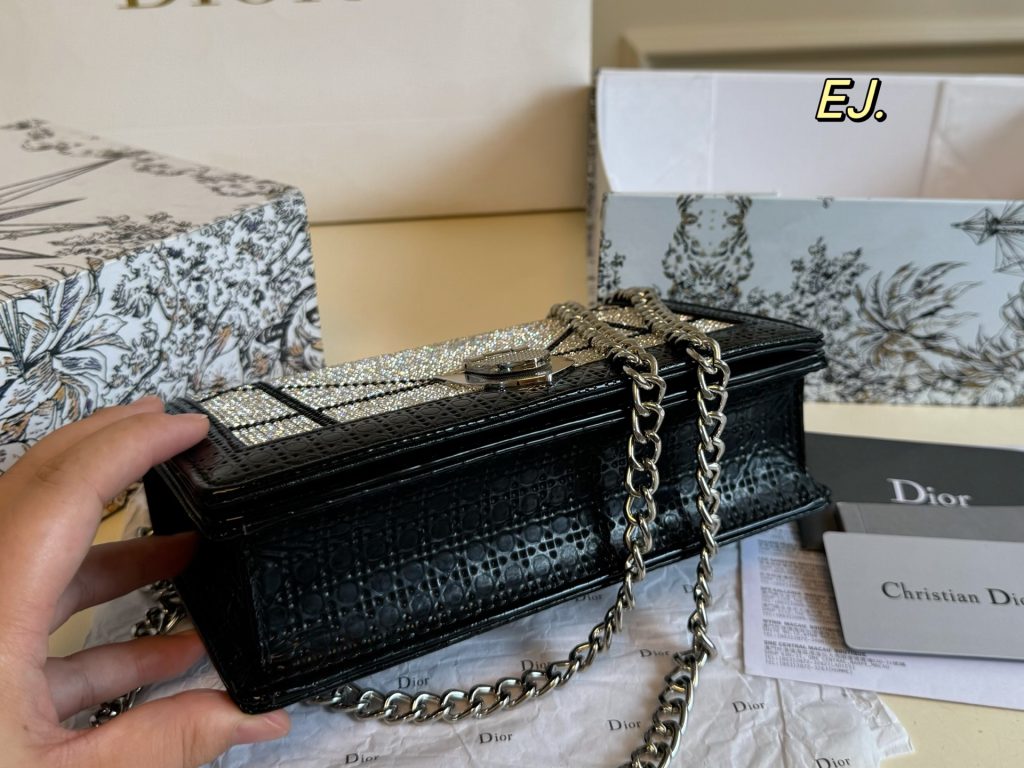 Diorディオール モノグラムキャンバス 上品なショルダーバッグ レディースに人気の定番アイテム - 画像 7