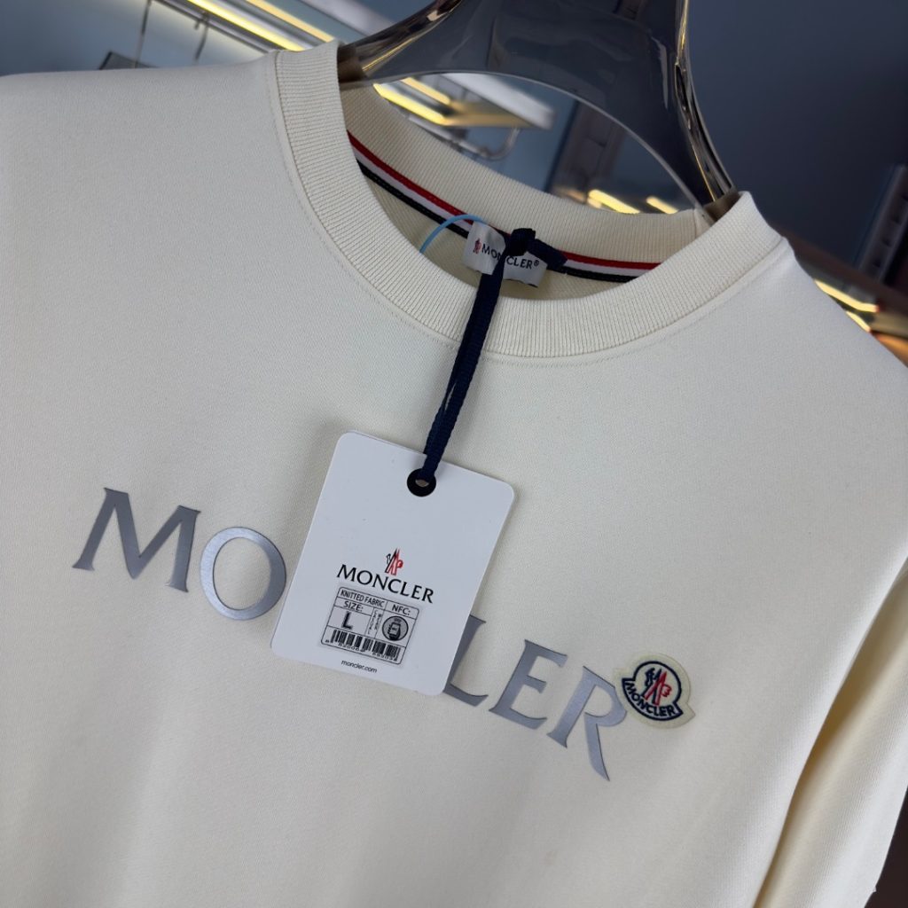 Monclerモンクレール 長袖スウェットシャツ メンズ 3色 シンプルデザイン 保温性抜群 - 画像 8