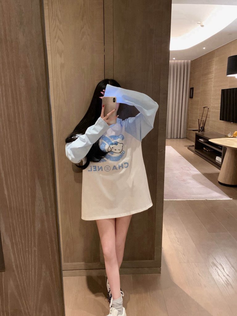 香奈儿 ハローキティ コラボ ロングスリーブTシャツ 2色入 - 画像 4