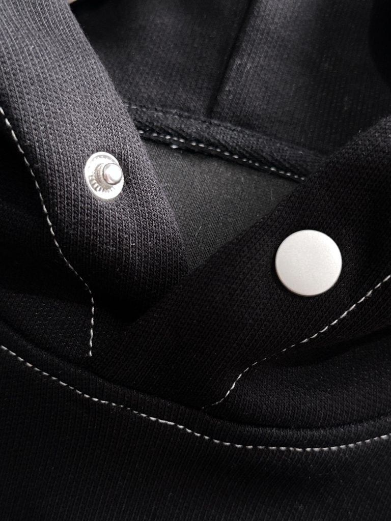Louis VuittonLOUIS VUITTON ロゴ パーカー 黒 1色入 無地 ファッションアイテム - 画像 7