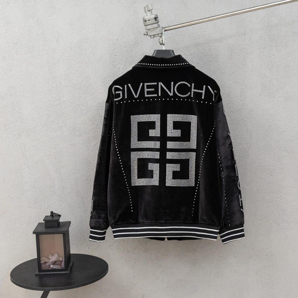 Louis VuittonGivenchy ブラック ベロア フード付きジャケット ストーン デザイン 非常に高品質 1色 - 画像 3