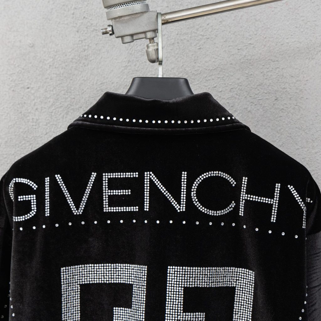 Louis VuittonGivenchy ブラック ベロア フード付きジャケット ストーン デザイン 非常に高品質 1色 - 画像 4