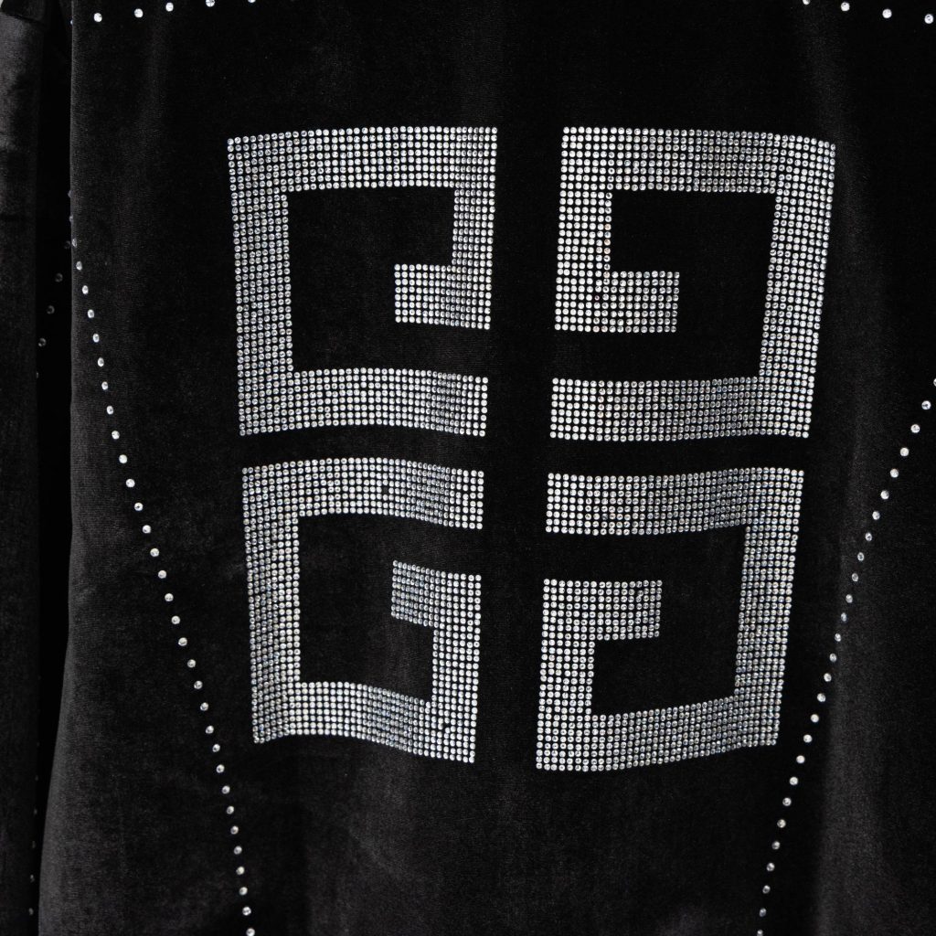 Louis VuittonGivenchy ブラック ベロア フード付きジャケット ストーン デザイン 非常に高品質 1色 - 画像 6
