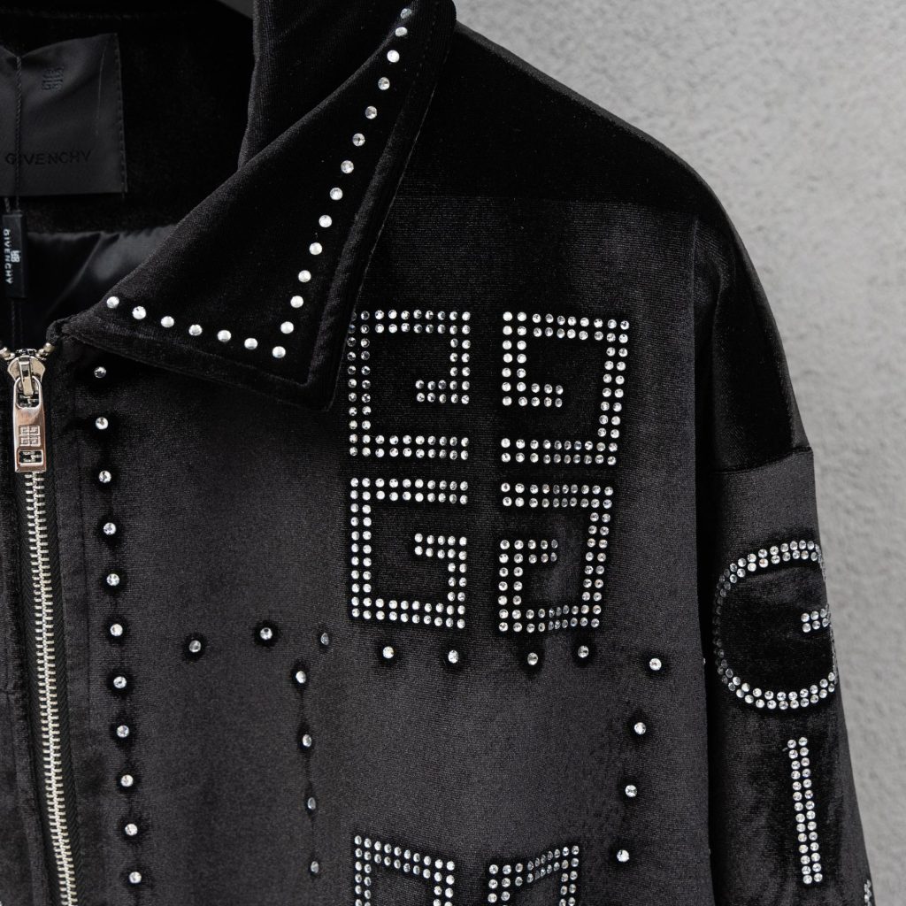 Louis VuittonGivenchy ブラック ベロア フード付きジャケット ストーン デザイン 非常に高品質 1色 - 画像 7
