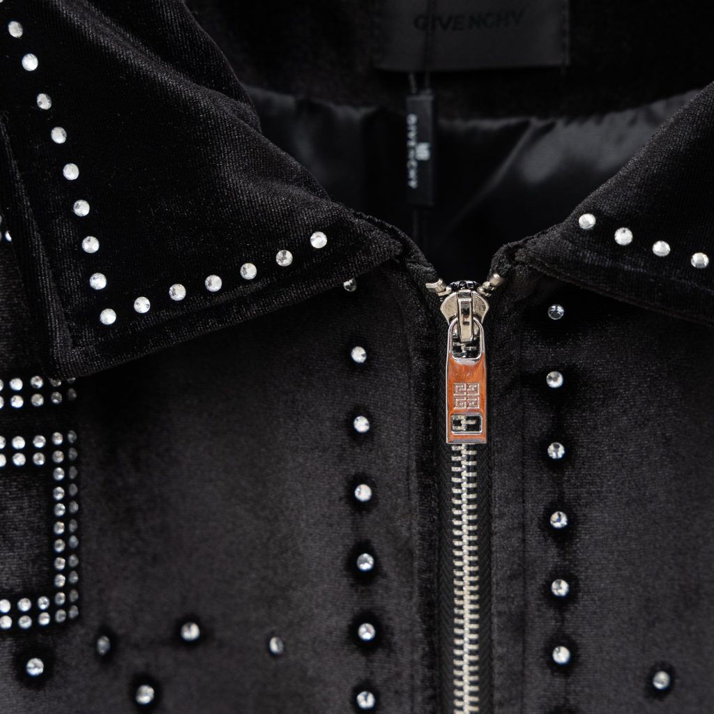 Louis VuittonGivenchy ブラック ベロア フード付きジャケット ストーン デザイン 非常に高品質 1色 - 画像 8
