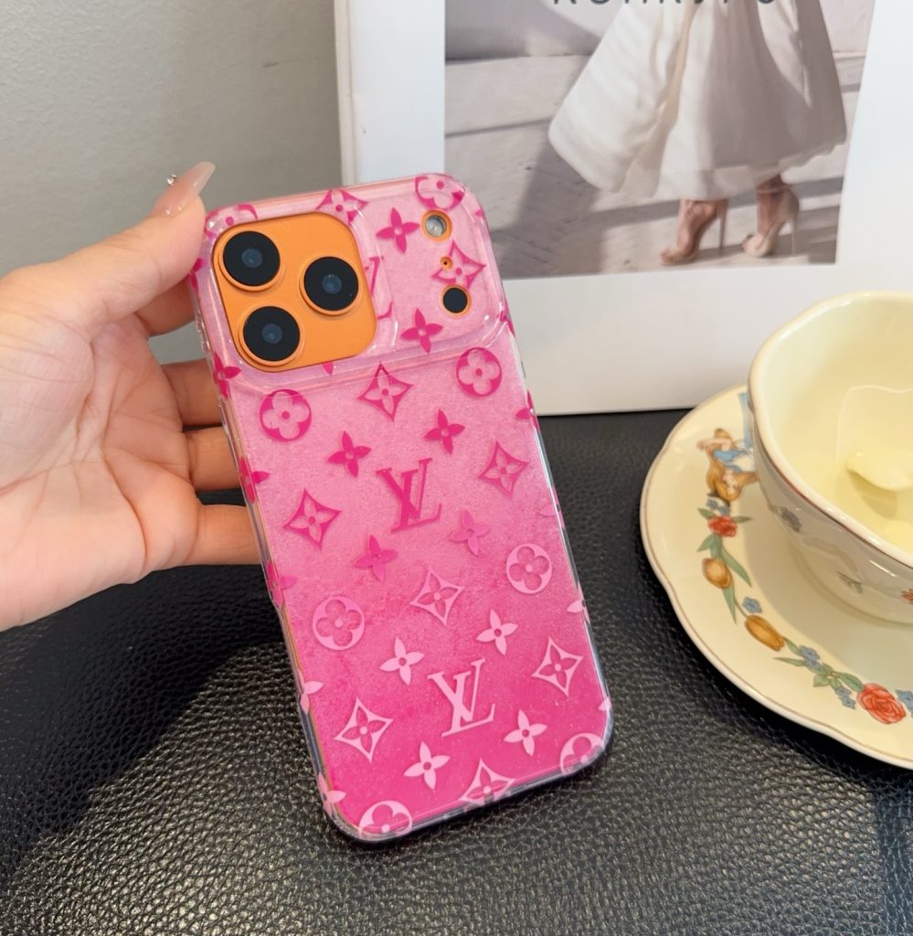 iPhoneケース✨ ルイヴィトン 風 スマホケース 2色入 - 画像 4