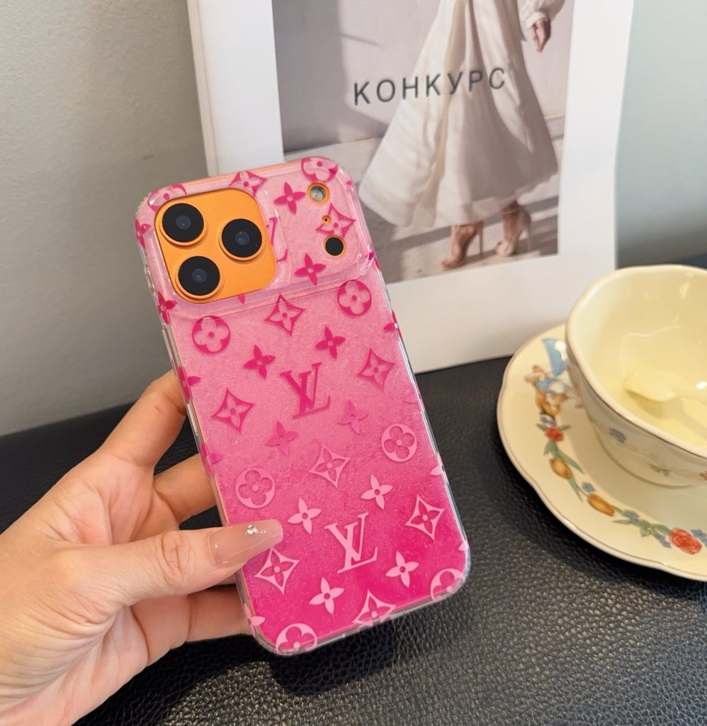 iPhoneケース✨ ルイヴィトン 風 スマホケース 2色入 - 画像 6