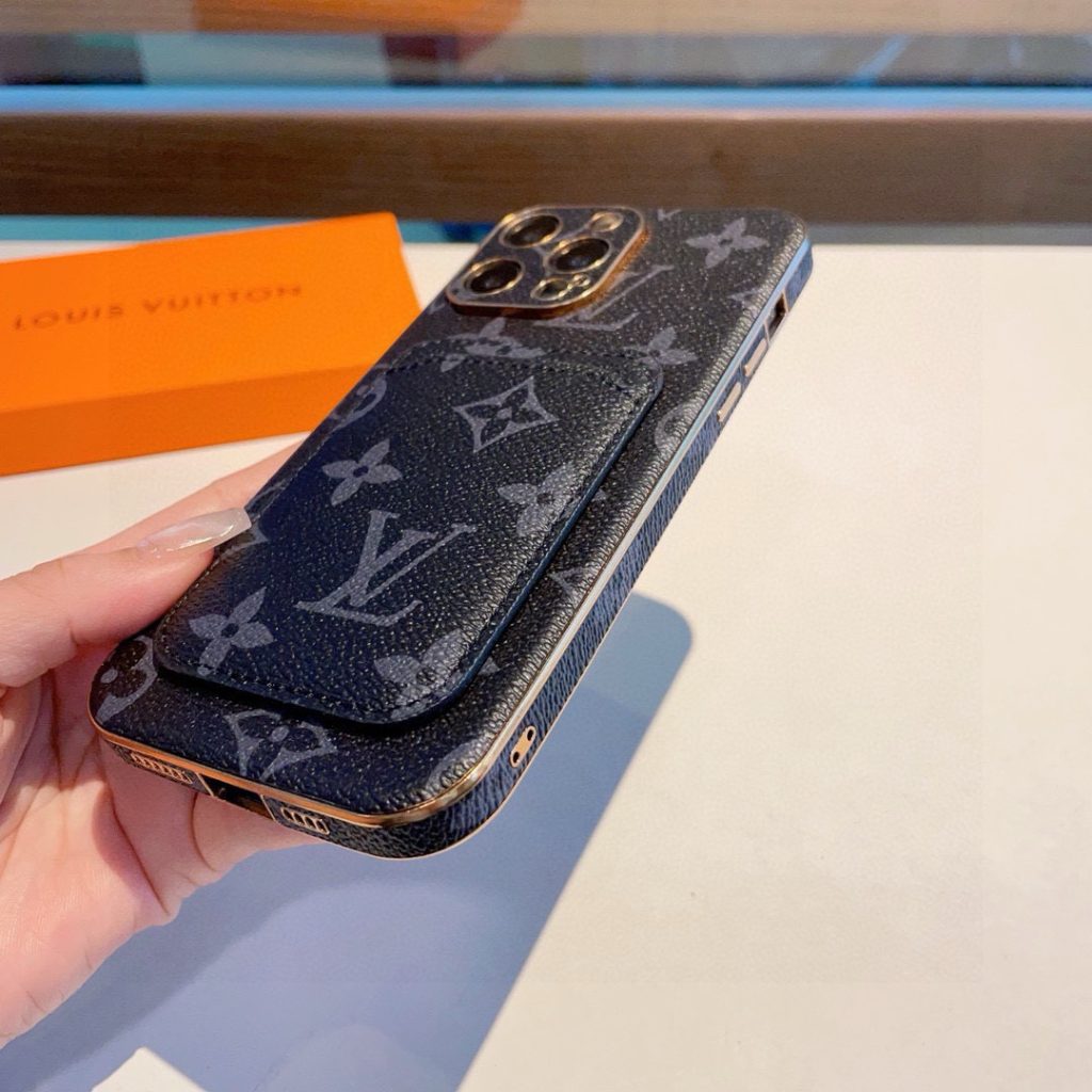 iPhoneケース高級感溢れるルイヴィトン風 モノグラム スマホケース 2色入 📱 - 画像 6