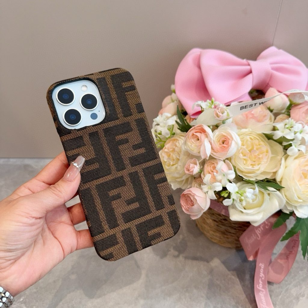 iPhoneケースFENDI フェンディ iPhone15 Pro用 ファブリックスマホケース 2色入 🌸 - 画像 3